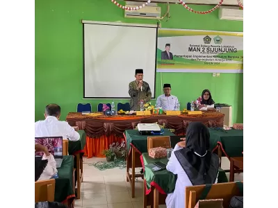 Sambutan Kasi Penmad sekaligus memberikan Materi Lokakarya